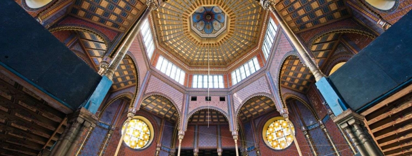 The gorgeous interior of the renovated Rumbach street Synagogue in the Jewish quarter of Budapest