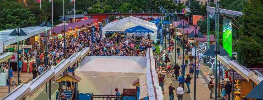 Picture of the colorful Westend Rooftop Garden, home for events during the whole year