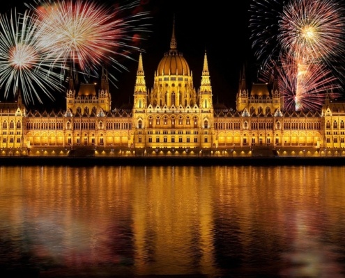 Budapest Holiday Hours 2025 - dec 31
