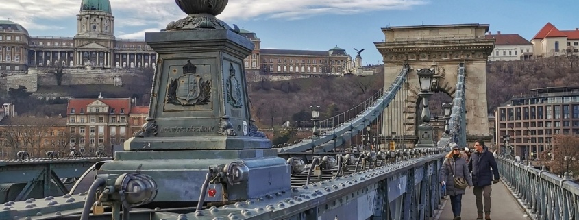 reasons to visit Budapest - Chain Bridge