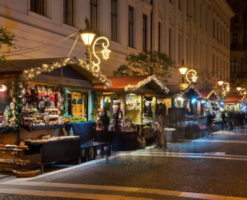 Christmas market Budapest 2025 at Zrínyi u