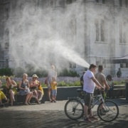 evgeniy-beloshytskiy-vGmtzgDtiuY-unsplash- heatwave in budapest